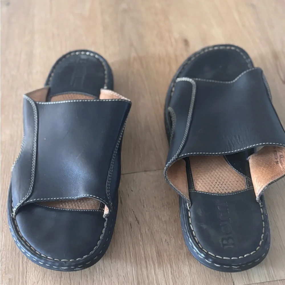 Born leather Black Leather Slide Sandals. Size 10 - Picture 1 of 7